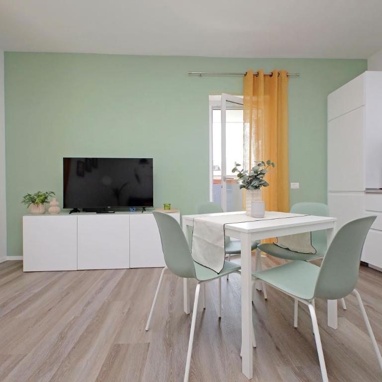 Parcheggio privato - Free Wifi e Self Check-in - Appartamento con 1 Camera da Letto - 35