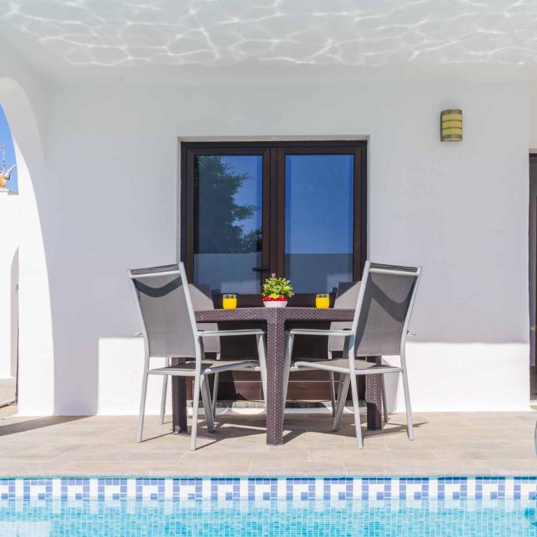 Villa Sol - Two-Bedroom Villa - 9