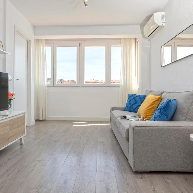 MRapartment Centre&Beach Airport&Train - Apartamento de 3 dormitorios - 2