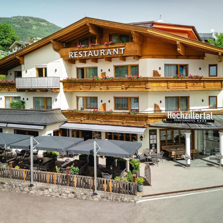 Kräuterhotel Hochzillertal - Standard Doppelzimmer mit Balkon - 1