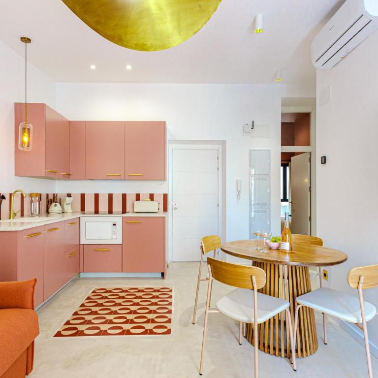 Apartment with exceptional charm in historic center of Alicante - Two-Bedroom Apartment - 19