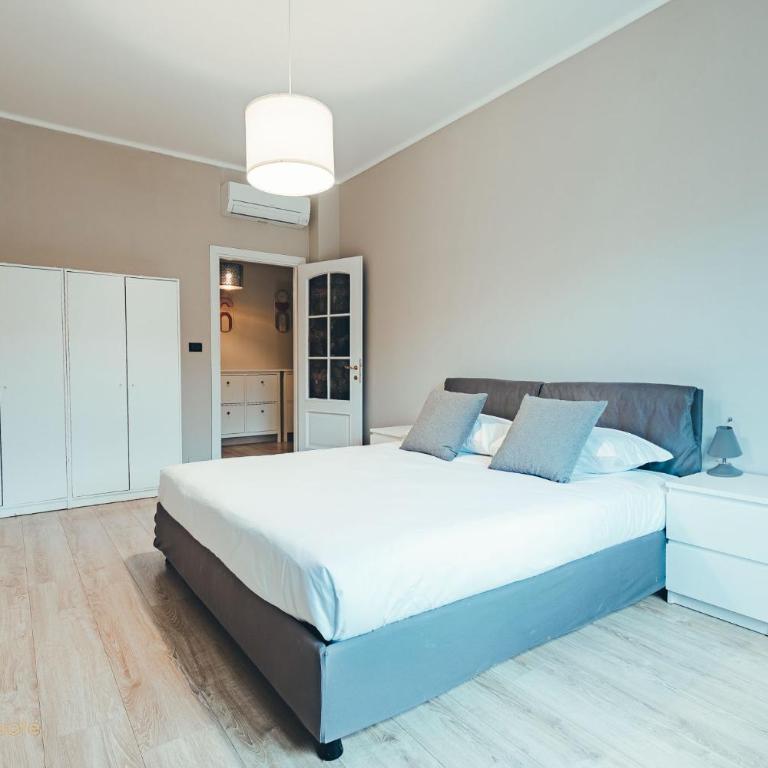 La Mole House - Parking free - Two-Bedroom Apartment - 11
