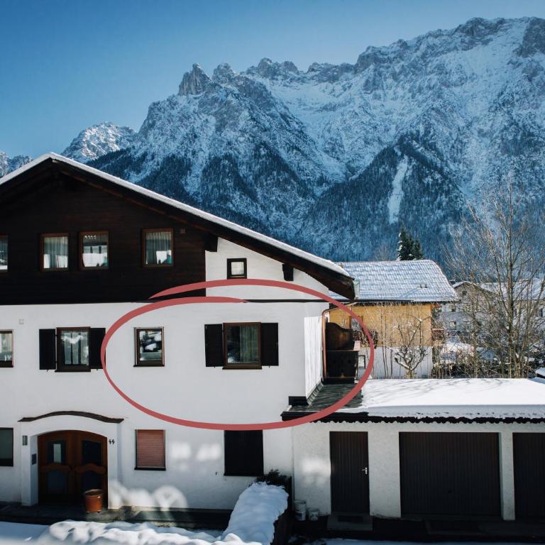 Die Karwendelsuite - 5 Sterne FeWo mit bestem Bergblick, zentrumsnah & ruhig gelegen, familienfreundlich - Two-Bedroom Apartment - 42