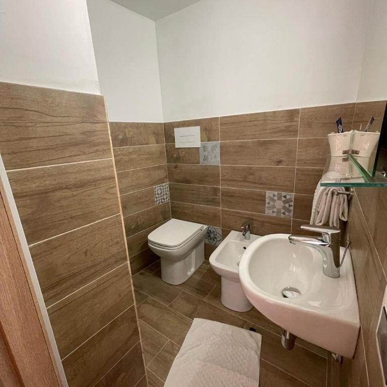 Hotel Cortese - Camera Matrimoniale/Doppia con Letti Singoli con Bagno Privato - 14