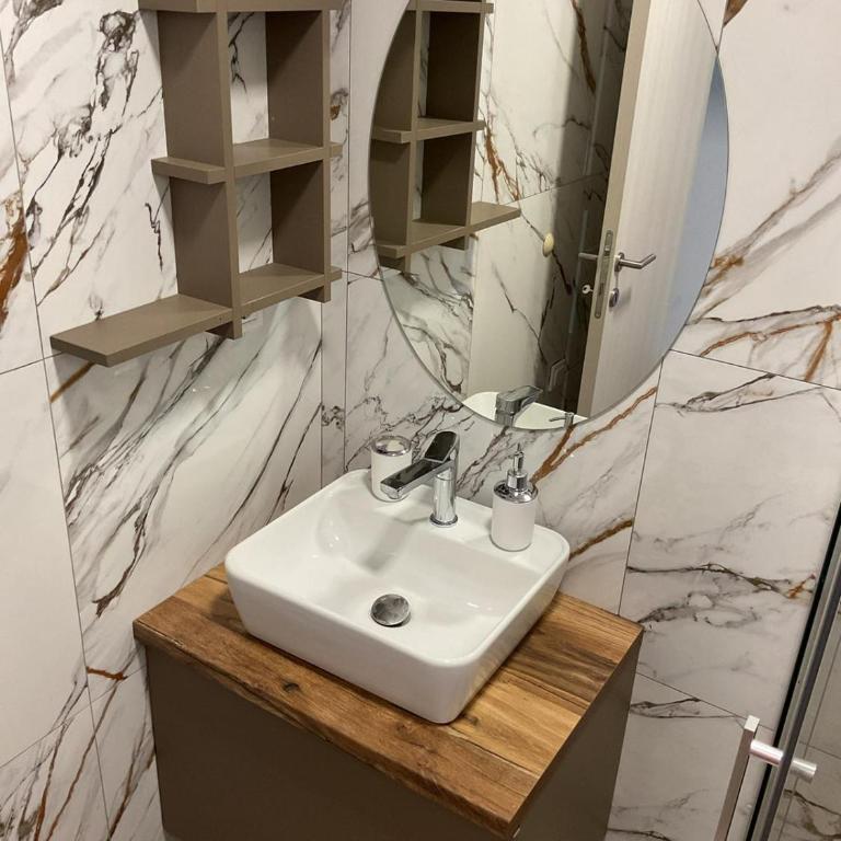 Stan za Vas odmor, Glosy Apartman - Apartman sa 2 Spavaće Sobe - 6