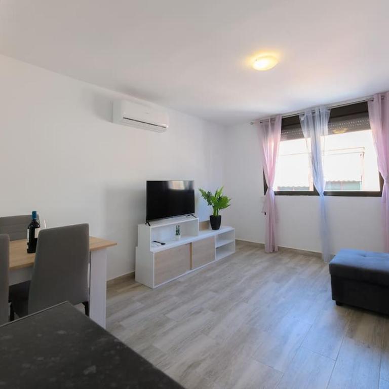 For You Rentals Acogedor apartamento TEMPORAL de un dormitorio en Chamartin MMA323B - One-Bedroom Apartment - 5