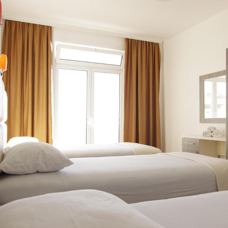 Adriatic Apartments - Premier Two-Bedroom Apartment - 10