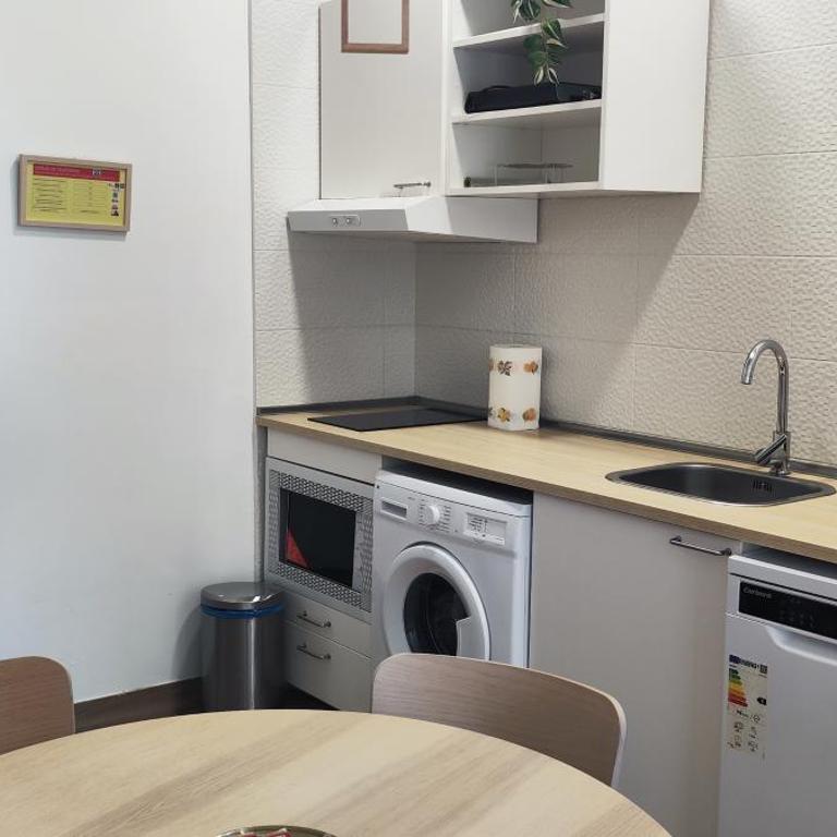 Apartamento entero Junto a Cuatro Caminos con licencia del Ayto de Madrid - Apartamento de 1 dormitorio - 26