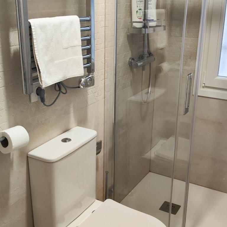 Apartamento entero Junto a Cuatro Caminos con licencia del Ayto de Madrid - Apartamento de 1 dormitorio - 28