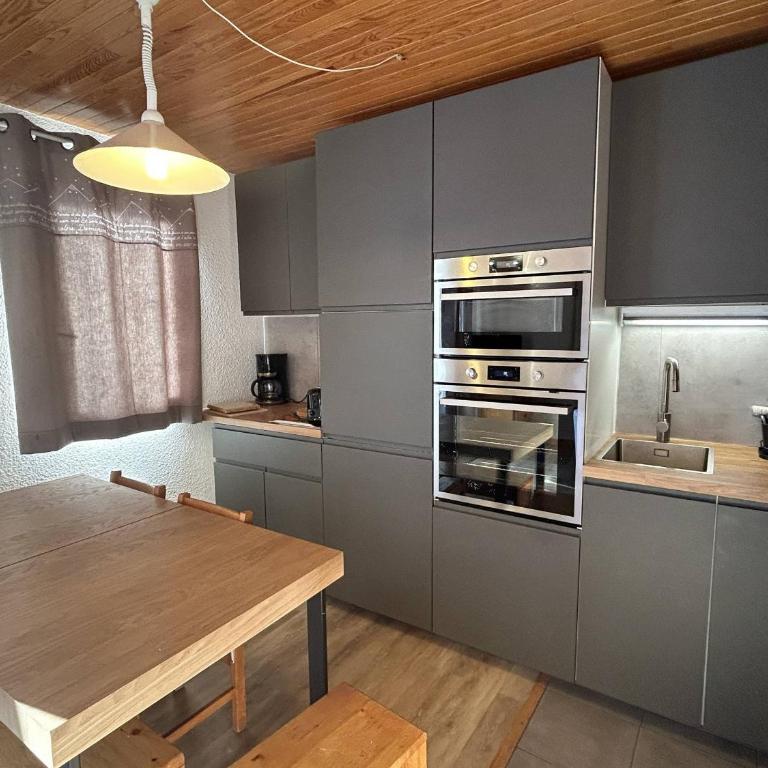 Appartement famille Méribel, proche pistes, balcon, casier à skis - FR-1-355-238 - Appartement - 6