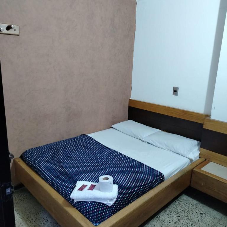 Hotel Country Medellin - Deluxe Double Room - 4