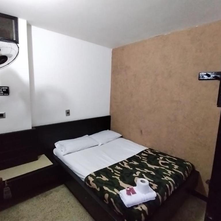 Hotel Country Medellin - Deluxe Double Room - 6