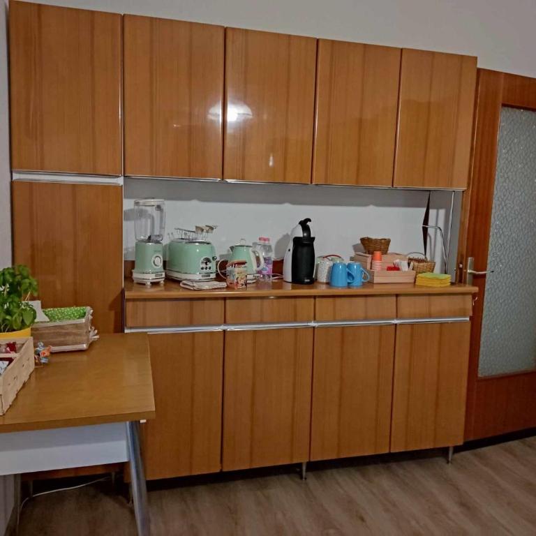 Tirano Express Comfort 2P Appartamento spazioso con vista montagne, ideale per famiglie e gruppi - Appartement avec Vue et Balcon - 16