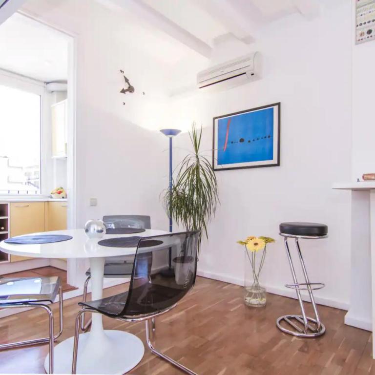 Terrace Duplex at Sagrada Familia by PriorityVillas - Apartment with Terrace - 9