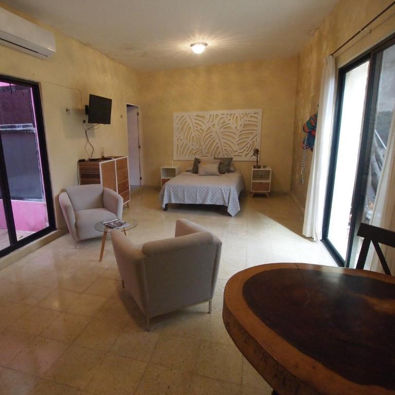Villa Candita, a unos pasos del Paseo Montejo - Three-Bedroom Villa - 15