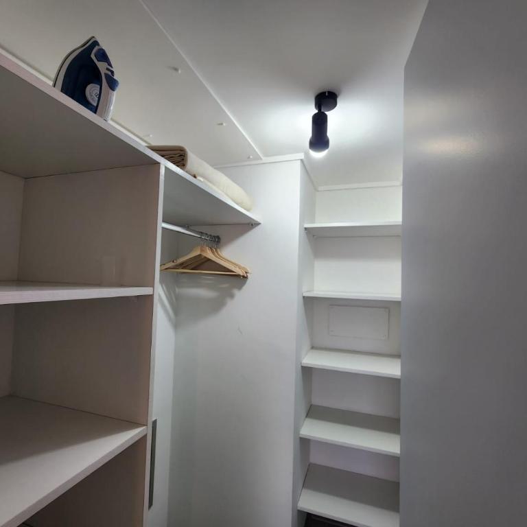 HOM I Comodo y Luminoso Depto 1D1B 2PAX en Tocornal - Apartamento - 26
