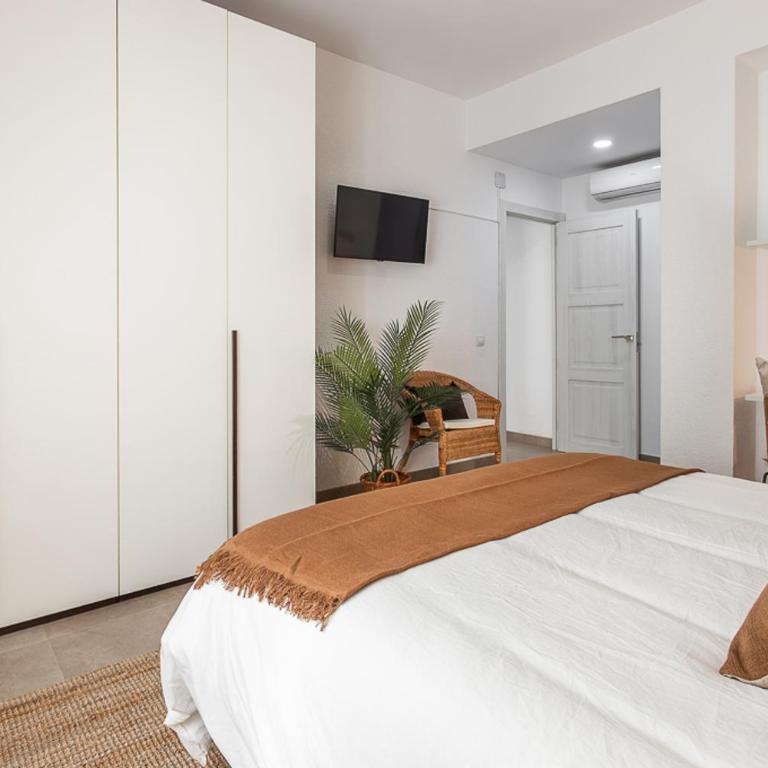 Luxury apartment in Alicante - Three-Bedroom Apartment - 20