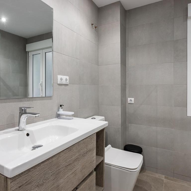 Luxury apartment in Alicante - Three-Bedroom Apartment - 24