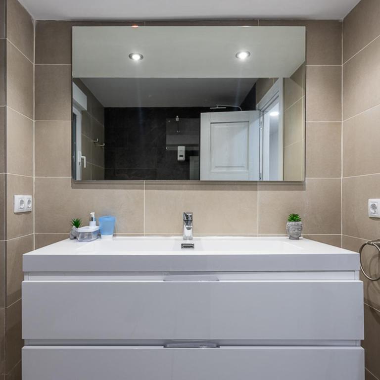 Luxury apartment in Alicante - Three-Bedroom Apartment - 27