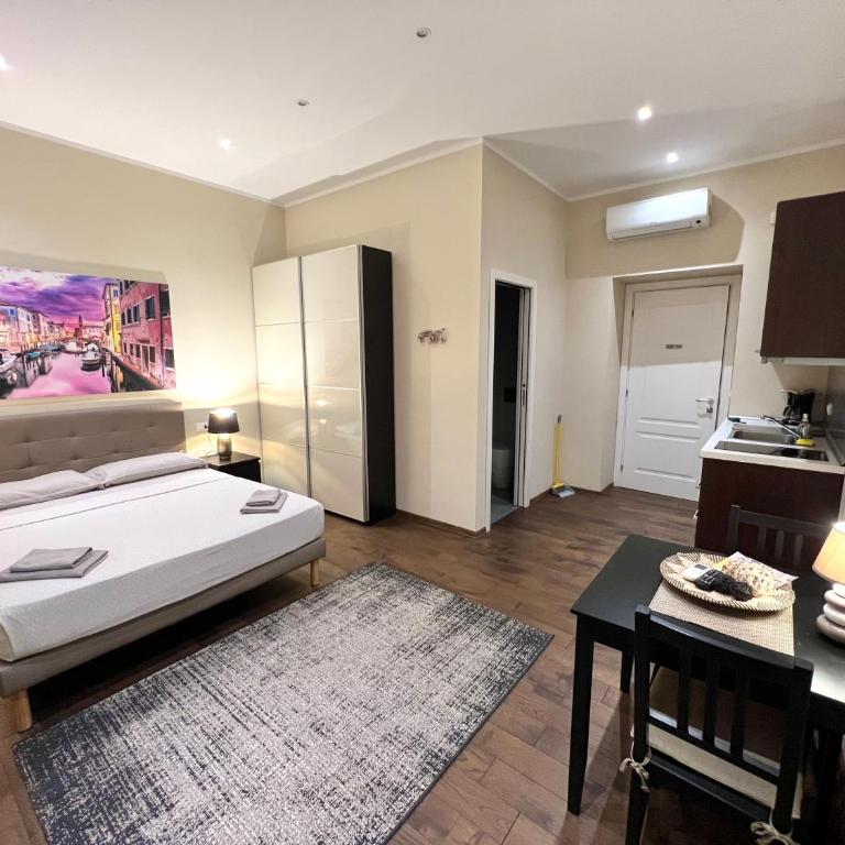 Italy Vacation Rental - Camera Matrimoniale Standard - 1