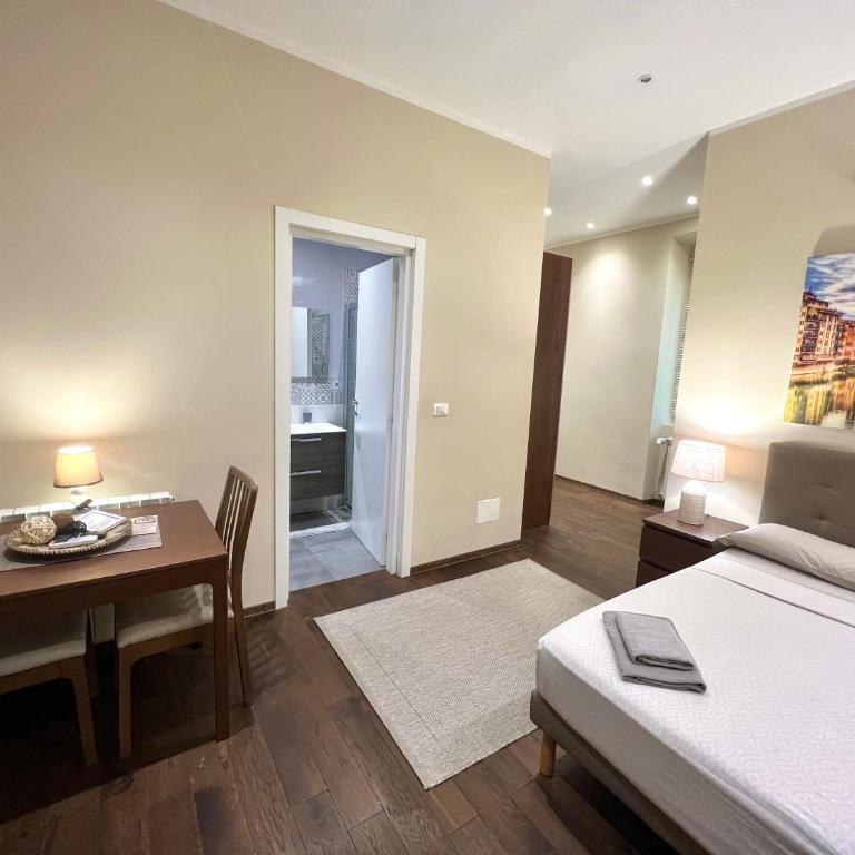 Italy Vacation Rental - Camera Familiare - 4