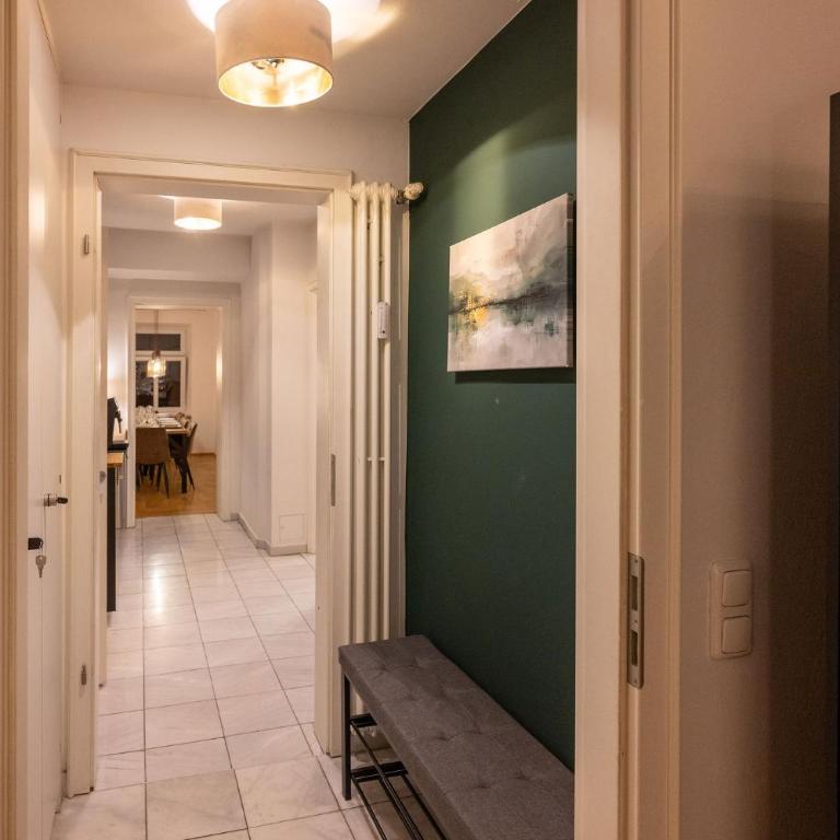 Munich Large Apartment 110 qm, 3 Bedrooms and very Central 1-12 Guests - Three-Bedroom Apartment - 10