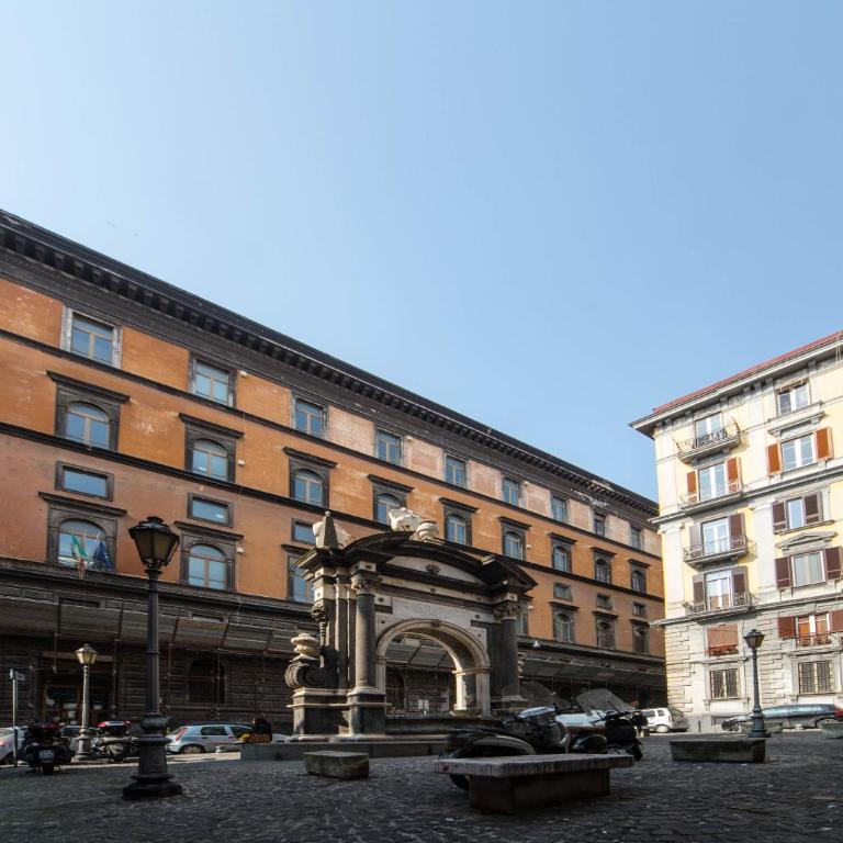 Casa Frangiò Modern Apartment Historical Centre - Authentic Neapolitan Apartment for Families and Friends - Superior Apartment - 11