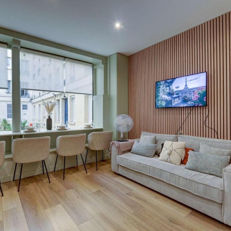 Place de la Nation Cozy 2BD Duplex - Appartement - 5