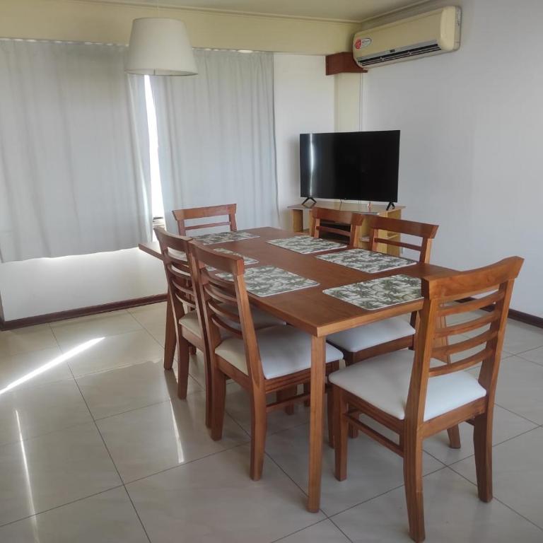EDIFICIO BARROS - Three-Bedroom Apartment - 11