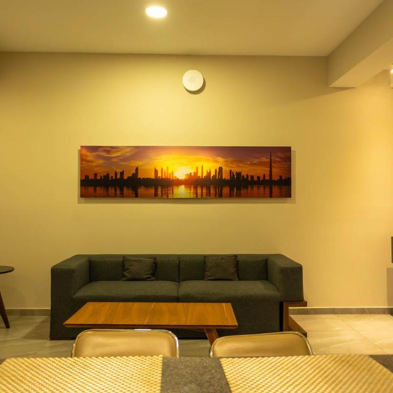 JTowers - Executive Suite - 3