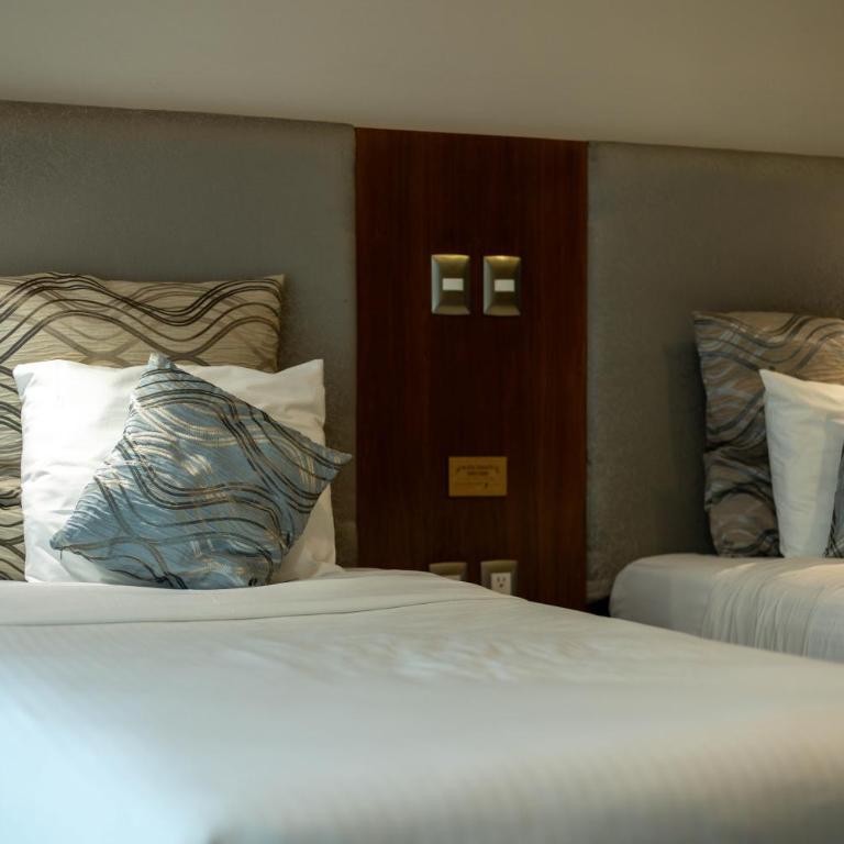 JTowers - Deluxe Twin Room - 3