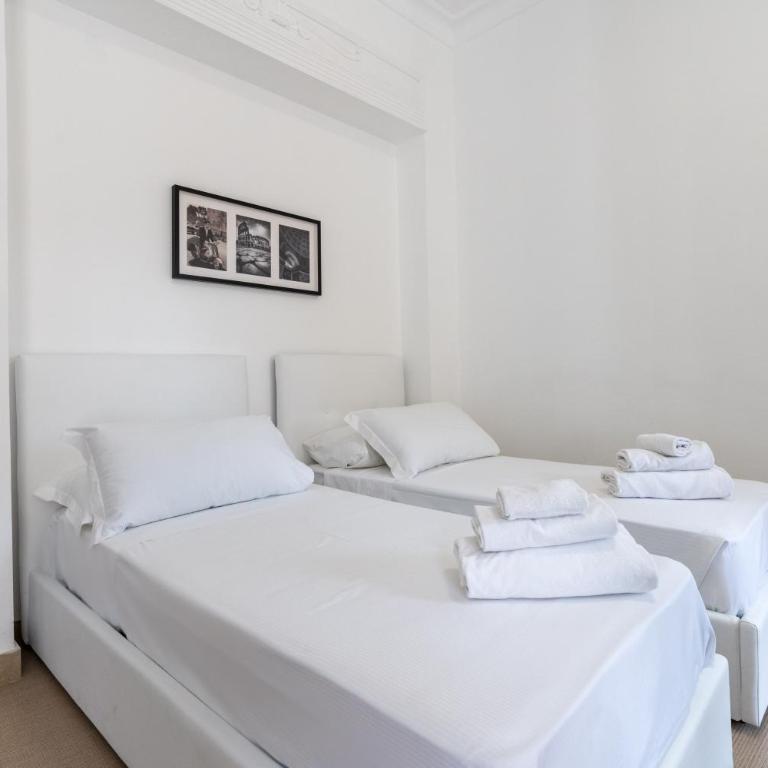 San Giovanni Boutique Suites - Camera Quadrupla con Balcone - 6