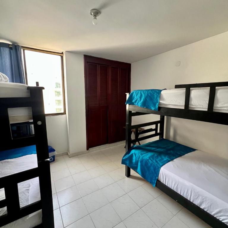 Apartamento con Piscina, Cancha de Tenis, Nuevo Rodadero, Santa Marta - Apartamento de 2 dormitorios - 16