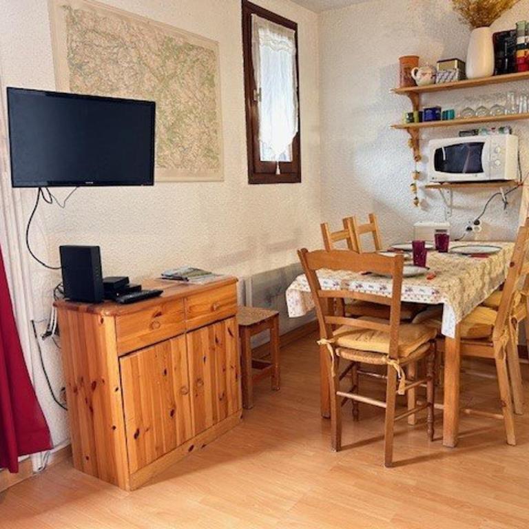 Appartement 3 pièces proche pistes, 2 chambres, parking, lave-linge - Risoul 1850 - Appartement 1 Chambre - 1