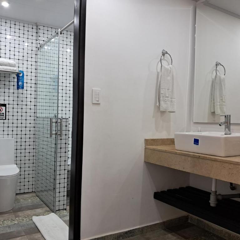 La Floresta de Cite Hotel - Apartment with Balcony - 20