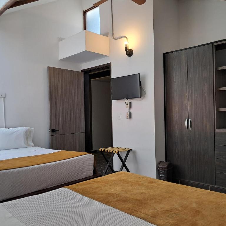 La Floresta de Cite Hotel - Apartment with Balcony - 33
