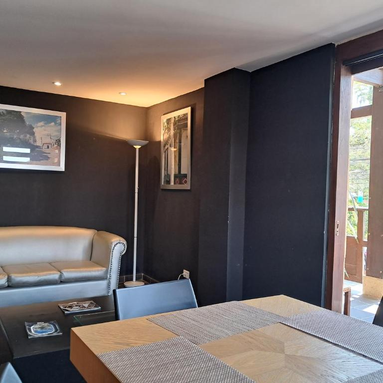 La Floresta de Cite Hotel - Apartment with Balcony - 22