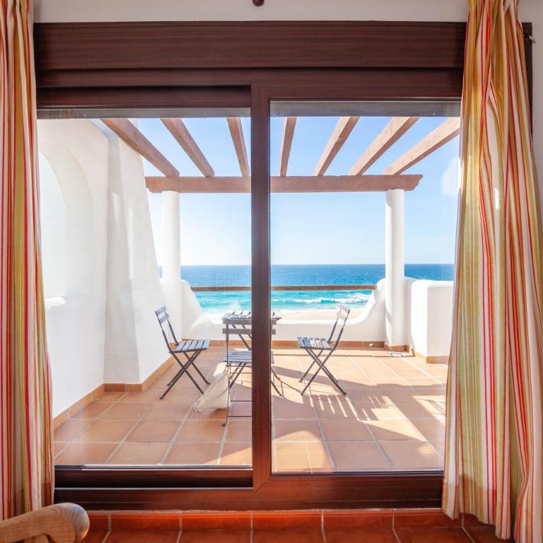 Villas Playa - Deluxe Suite with Sea View - 10