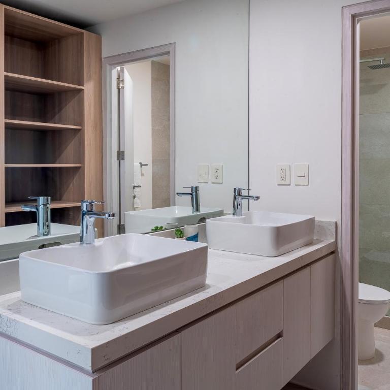 Brand New luxury 2 bedroom condo - Apartamento con vistas a las montañas - 15