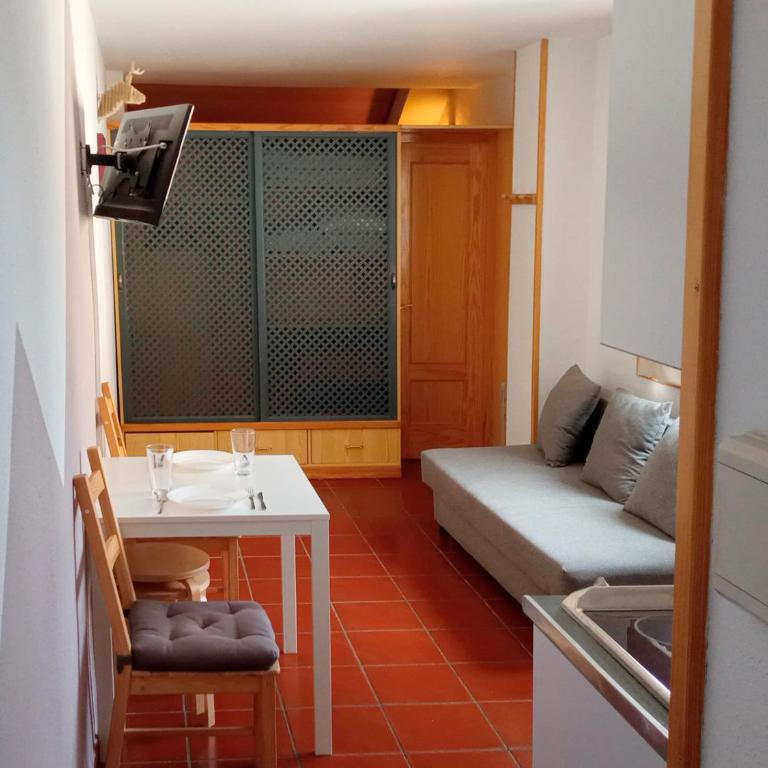 Apartamentos Las Tuyas 3000 - Apartamento Estándar de 1 dormitorio - 5