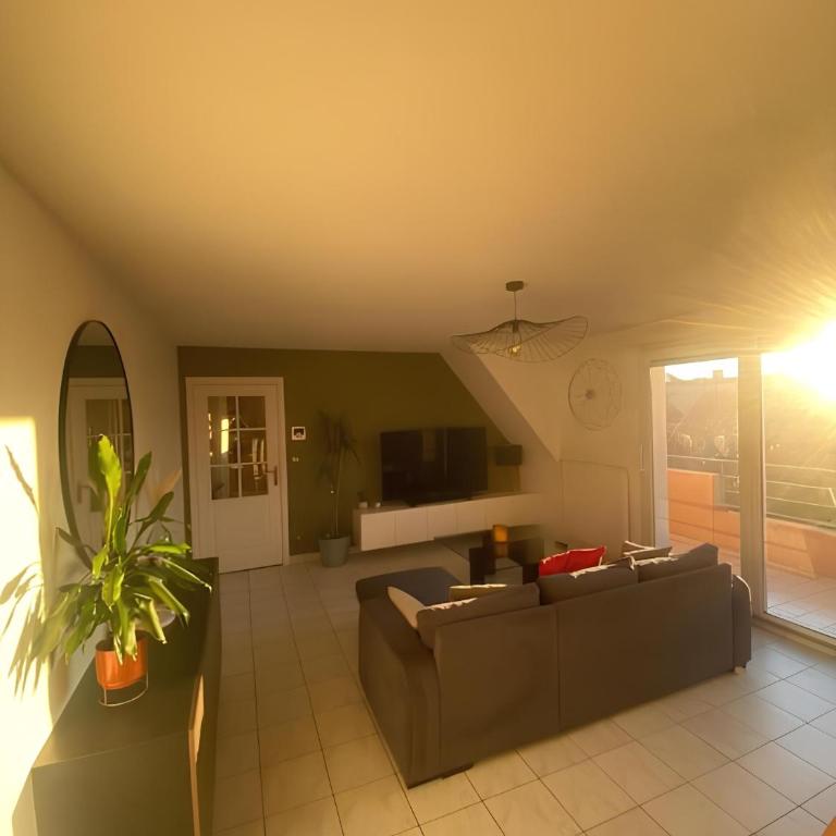 Superbe Duplex proche Centre ville Parking gratuit - Appartement 2 Chambres - 2