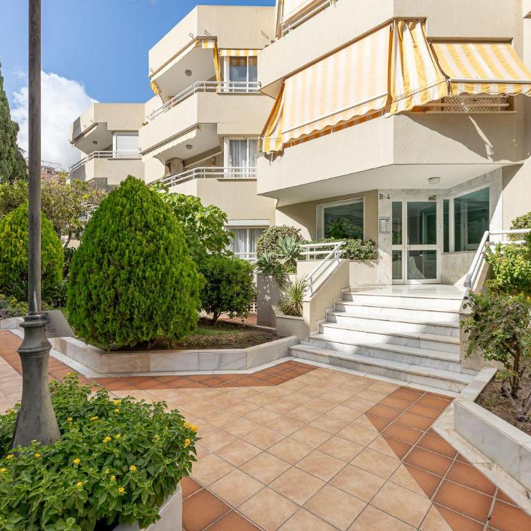 Carihuela Torremolinos with Pool and free Parking 5 m Beach - Apartamento de 1 dormitorio - 27