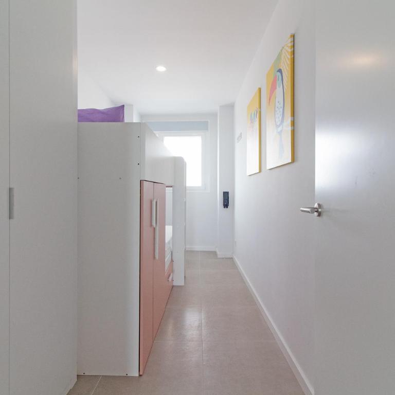 Global Vacacional, Apartamento de dos terrazas con vistas al mar y piscina en Canet - Apartamento con vistas al mar - 24