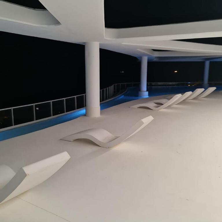 Luxury Apartment with 2 Bedrooms in Canet d'en Berenguer, Valencia - Apartamento de 2 dormitorios - 60