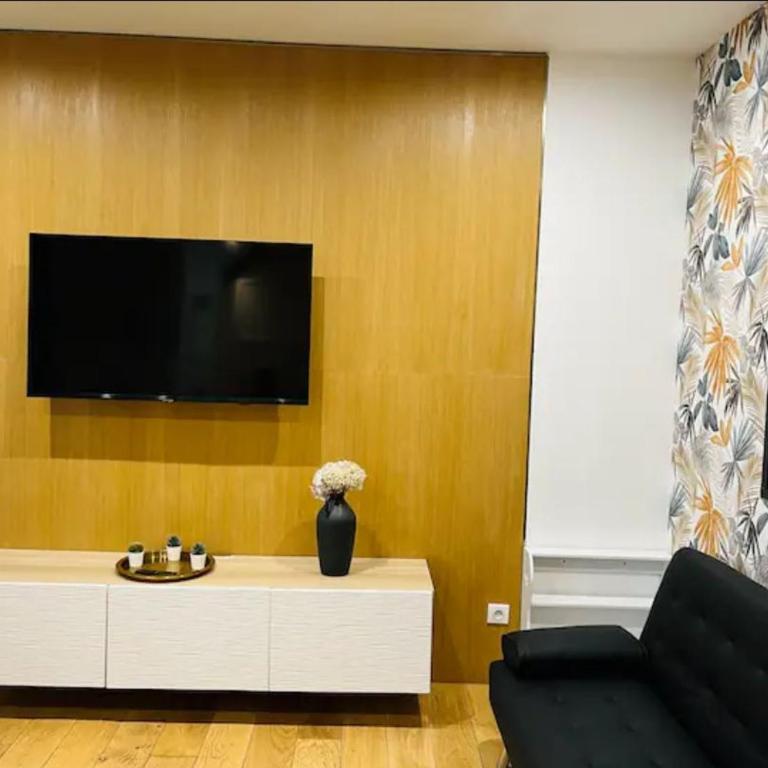 Appartement Paris 11 - 2 chambres - 2 sdd - 2 wc - Appartement 2 Chambres - 7