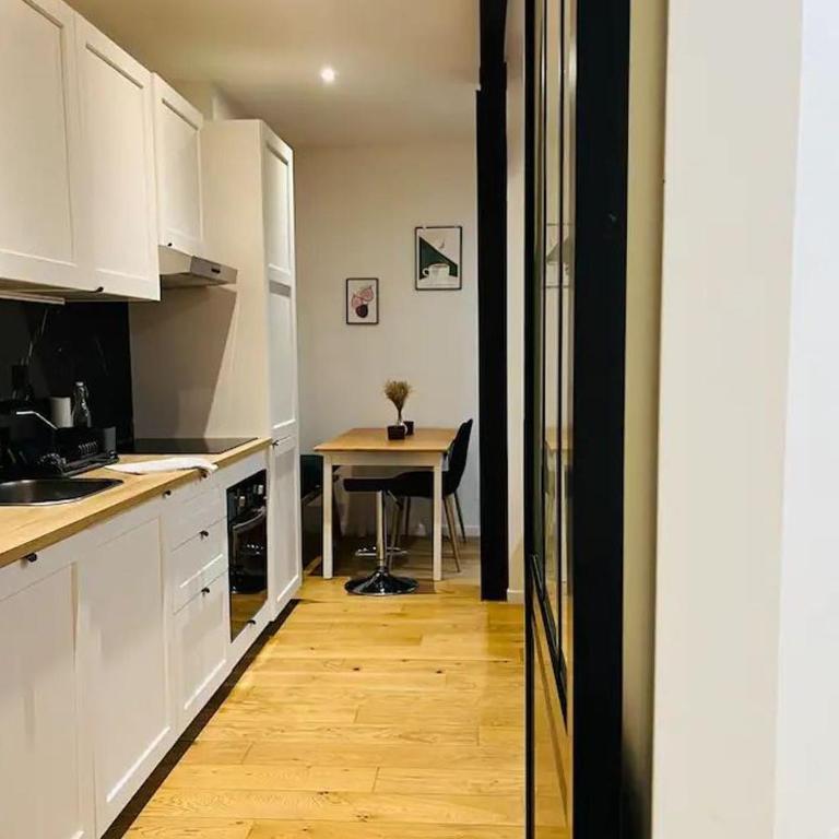Appartement Paris 11 - 2 chambres - 2 sdd - 2 wc - Appartement 2 Chambres - 8
