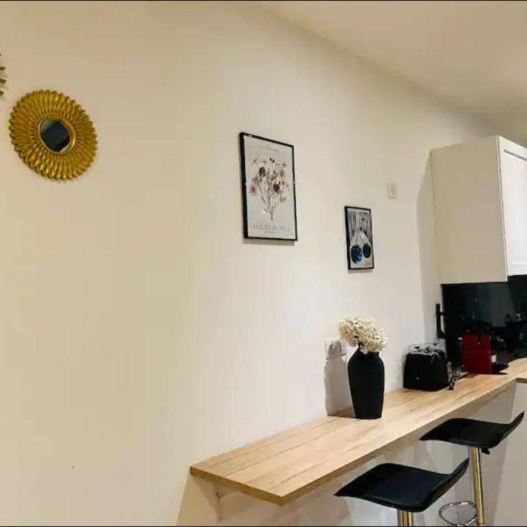 Appartement Paris 11 - 2 chambres - 2 sdd - 2 wc - Appartement 2 Chambres - 17