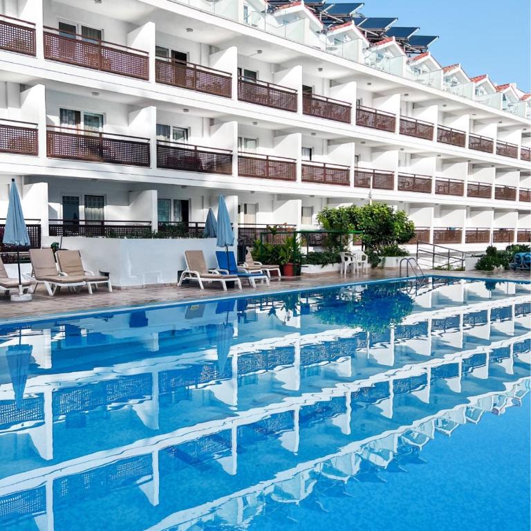 Apartamentos Pez Azul - Estudio Económico (2 adultos) - 2