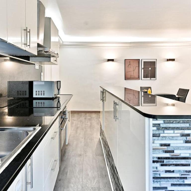 Appartement ensoleillé proche Buttes Chaumont - Appartement 2 Chambres - 19