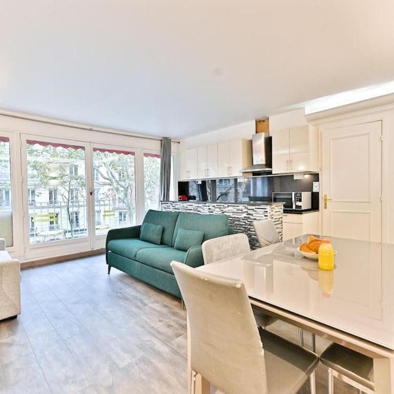 Appartement ensoleillé proche Buttes Chaumont - Appartement 2 Chambres - 23